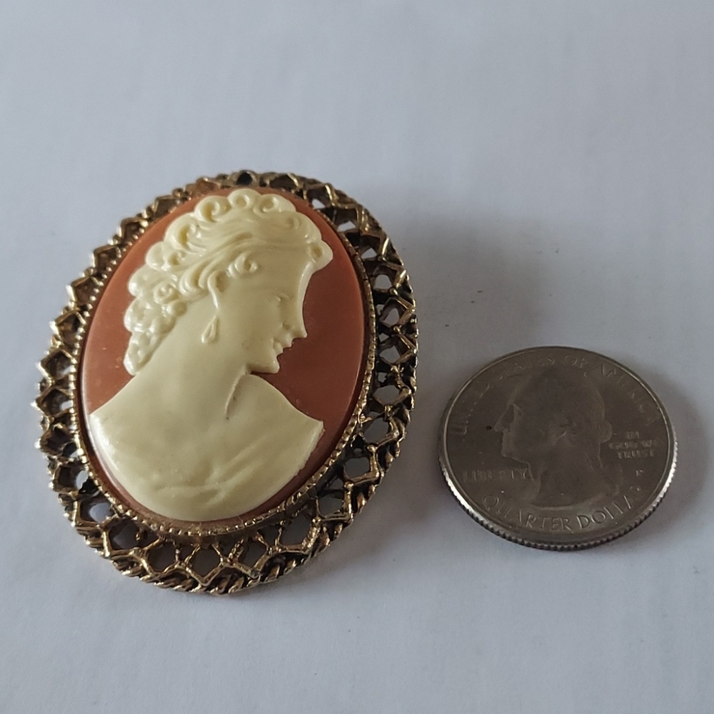 Cameo - Picture 2 of 3